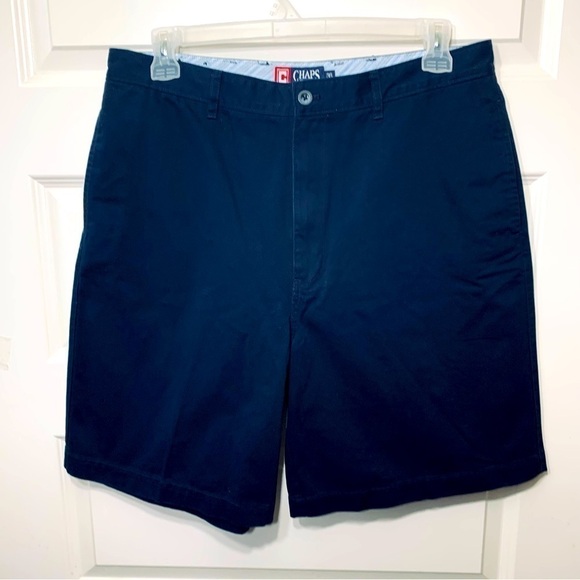 CHAPS Navy Blue Classic Bermuda Shorts Cotton Flat Front 9" Inseam Cotton Sz 36 - Picture 3 of 9